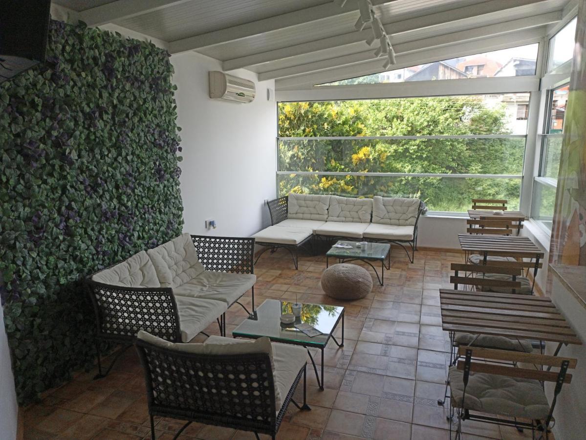 Freya Spa Apartments Ni Exterior foto